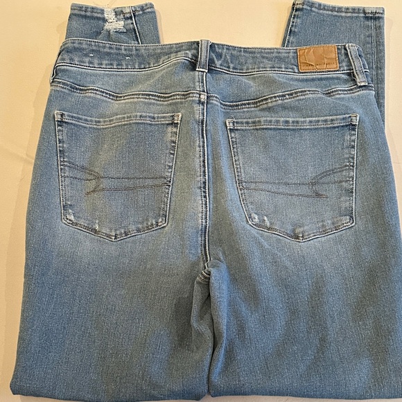 American Eagle Outfitters Distressed Blue Boyfriend Jeans - Picture 7 of 10